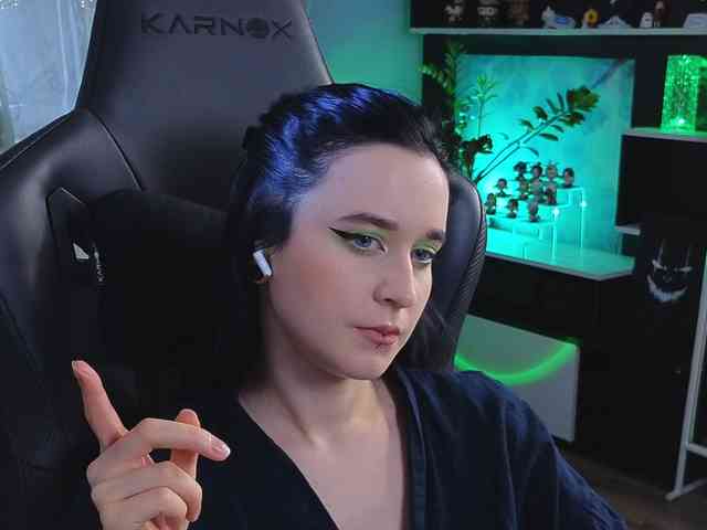 Kira_Li_Lime webcam