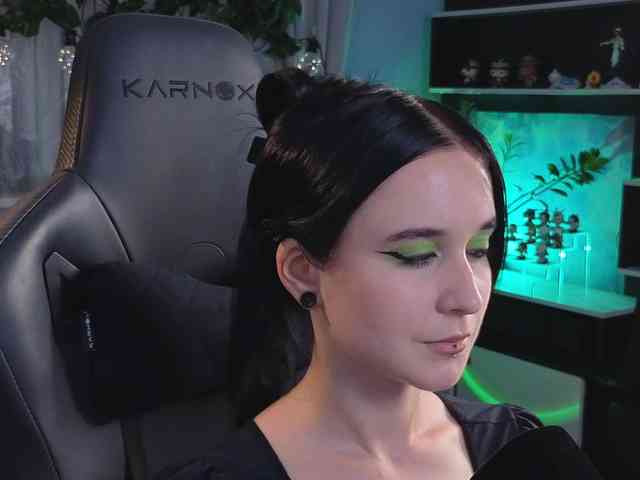 Kira_Li_Lime webcam