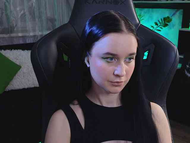 Kira_Li_Lime webcam