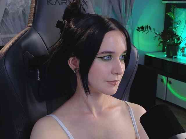 Kira_Li_Lime webcam