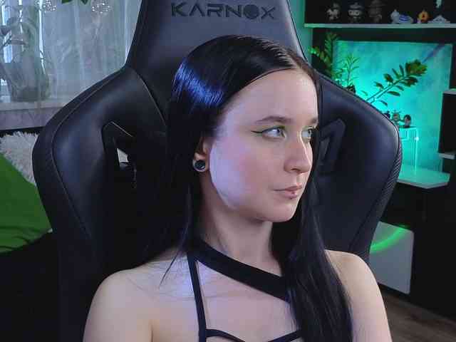 Kira_Li_Lime webcam