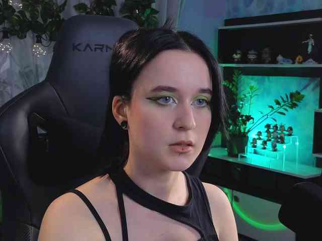 Kira_Li_Lime webcam