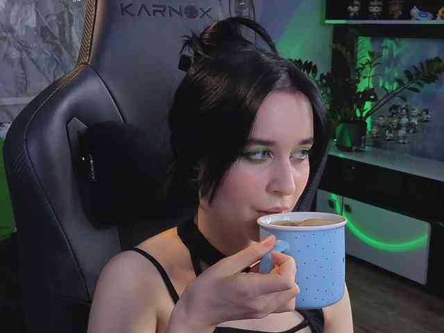 Kira_Li_Lime webcam