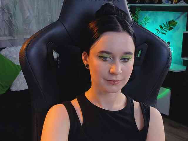 Kira_Li_Lime webcam