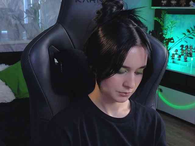 Kira_Li_Lime webcam