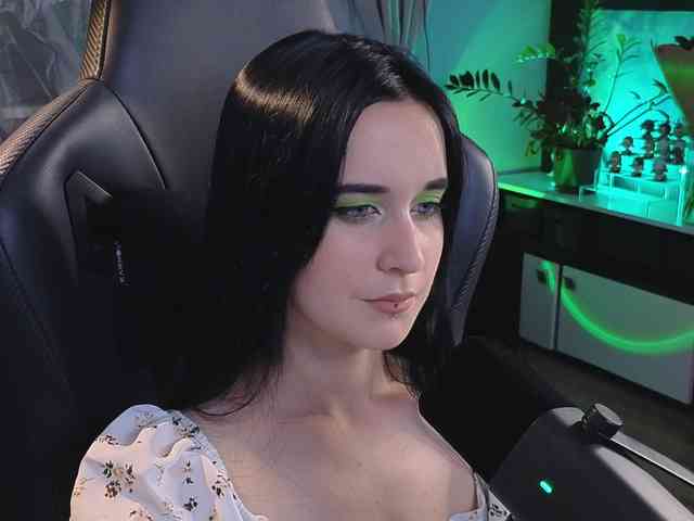 Kira_Li_Lime webcam