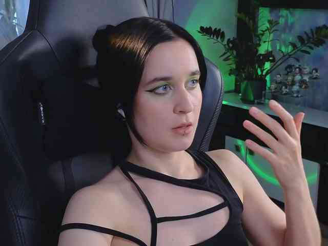 Kira_Li_Lime webcam