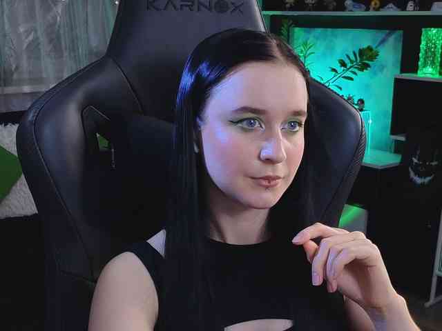 Kira_Li_Lime webcam