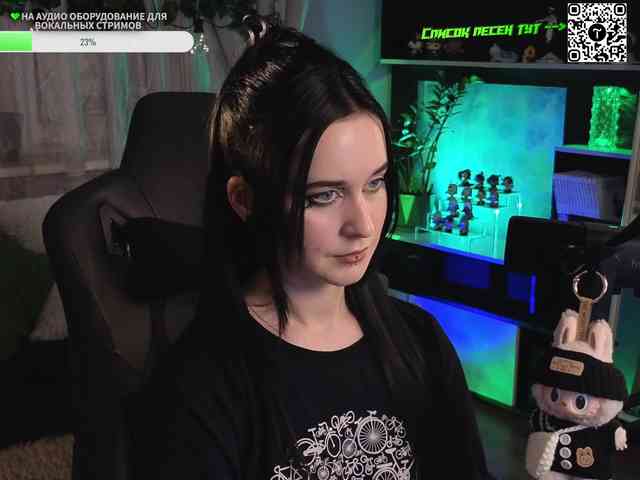 Kira_Li_Lime webcam