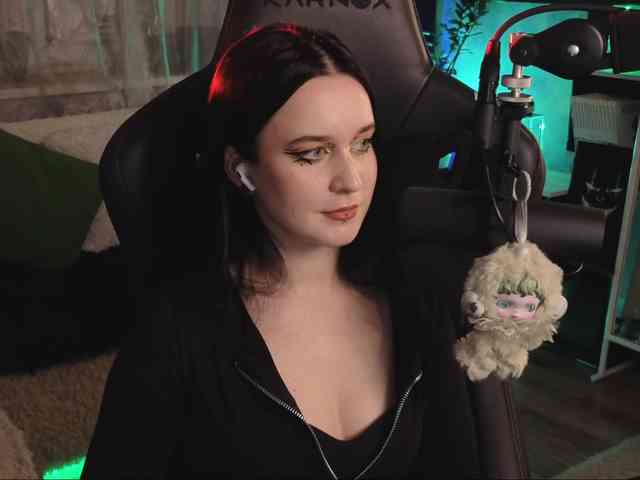 Kira_Li_Lime webcam