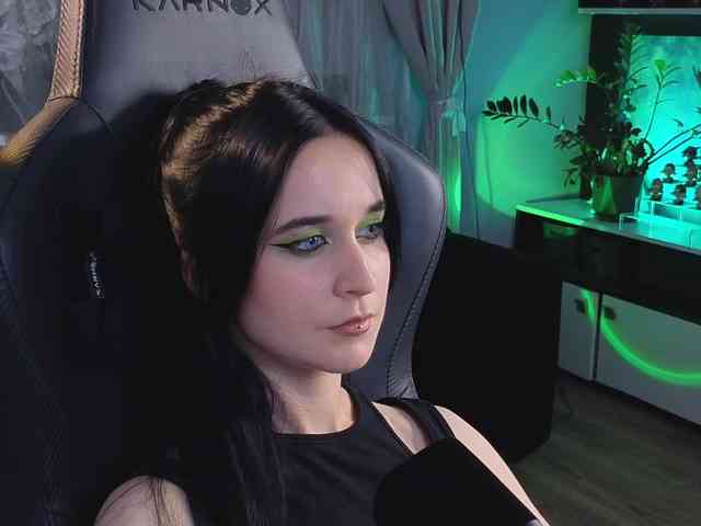 Kira_Li_Lime webcam