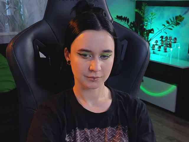 Kira_Li_Lime webcam