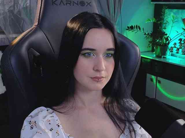 Kira_Li_Lime webcam