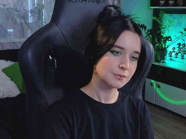 Kira_Li_Lime webcam