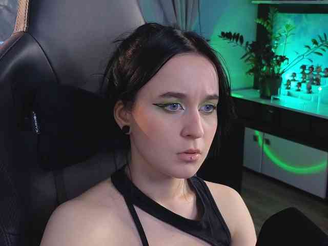 Kira_Li_Lime webcam