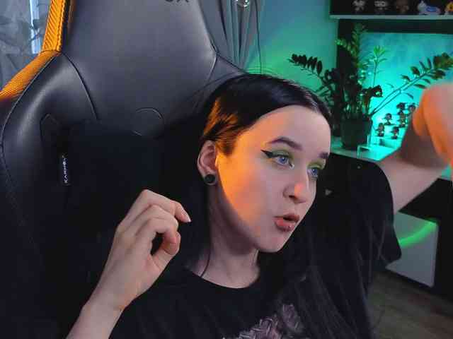 Kira_Li_Lime webcam