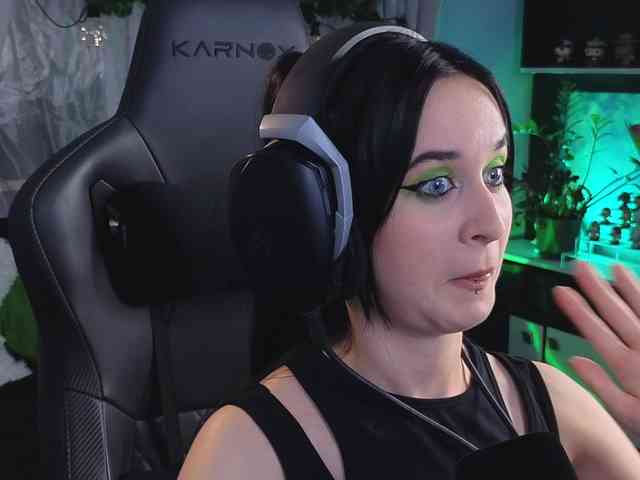 Kira_Li_Lime webcam