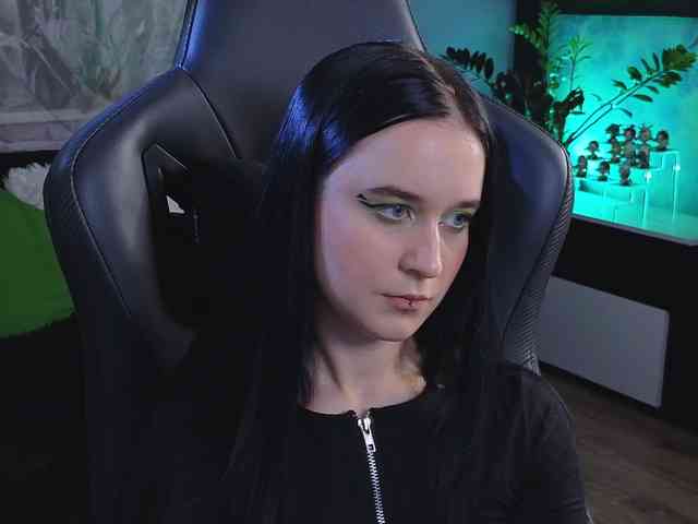 Kira_Li_Lime webcam