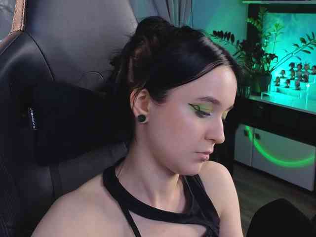 Kira_Li_Lime webcam