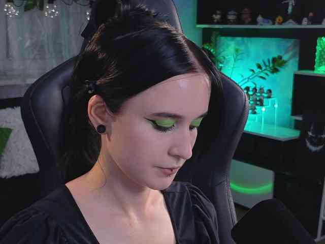 Kira_Li_Lime webcam