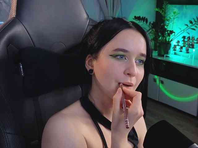 Kira_Li_Lime webcam