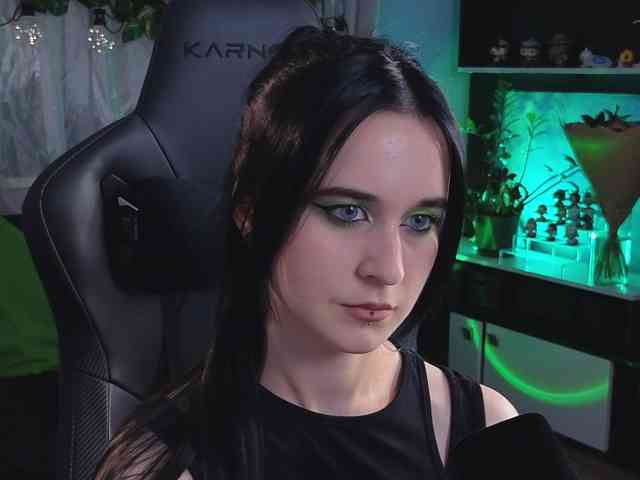 Kira_Li_Lime webcam