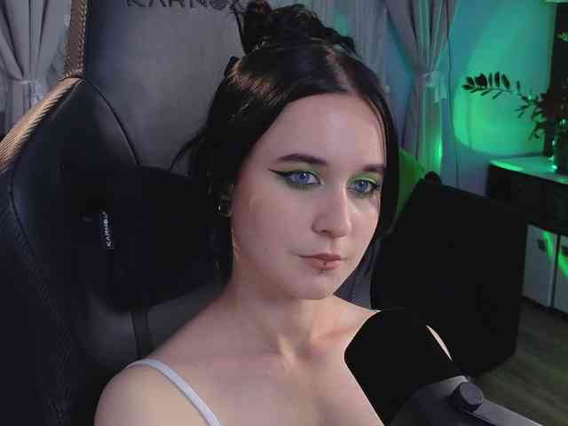 Kira_Li_Lime webcam