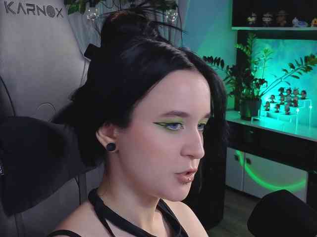 Kira_Li_Lime webcam