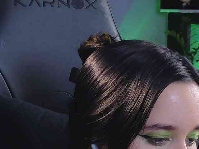Kira_Li_Lime webcam