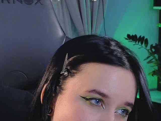 Kira_Li_Lime webcam