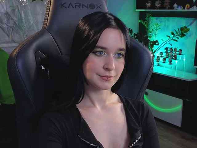 Kira_Li_Lime webcam