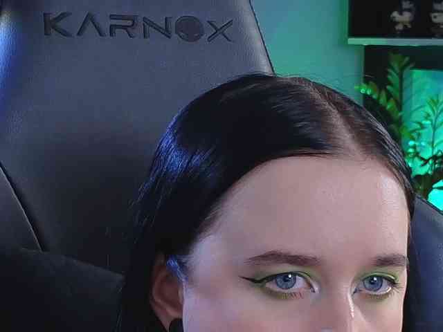 Kira_Li_Lime webcam