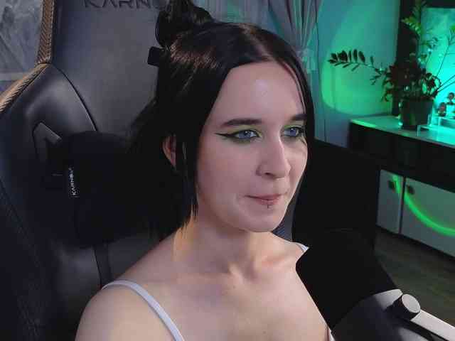 Kira_Li_Lime webcam
