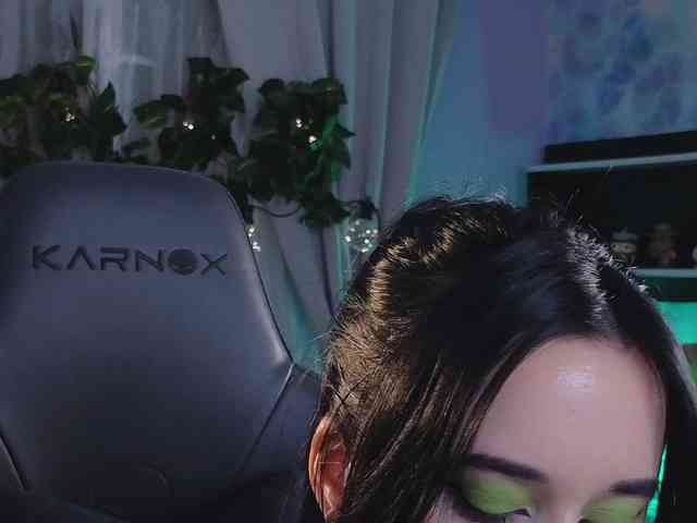 Kira_Li_Lime webcam