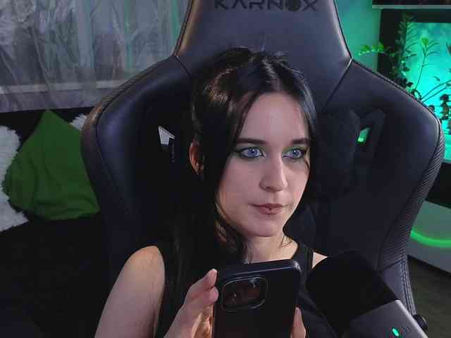 Kira_Li_Lime webcam