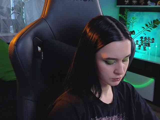 Kira_Li_Lime webcam