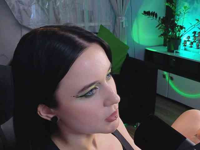 Kira_Li_Lime webcam