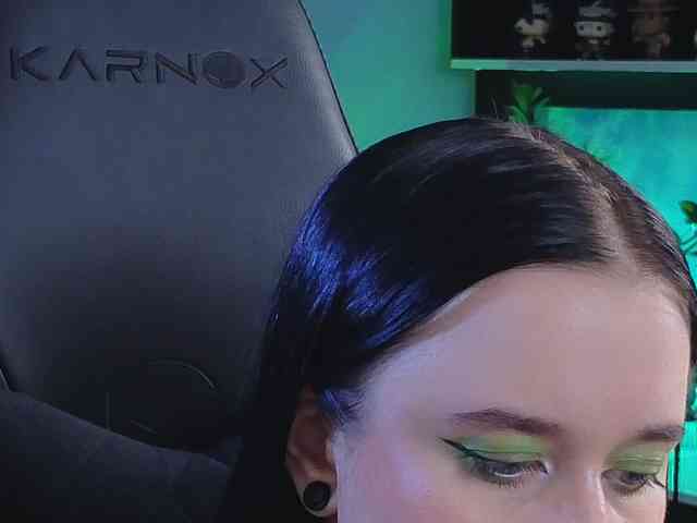 Kira_Li_Lime webcam