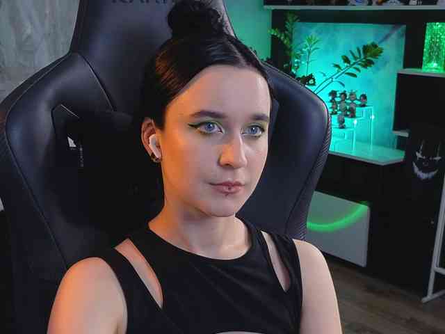 Kira_Li_Lime webcam