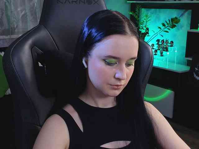 Kira_Li_Lime webcam