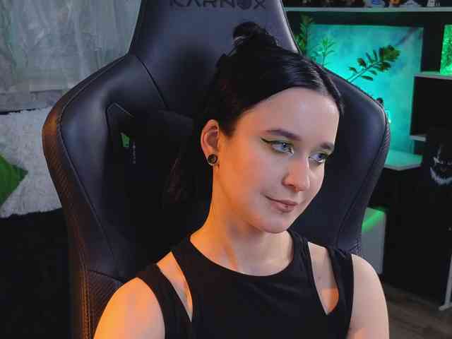 Kira_Li_Lime webcam