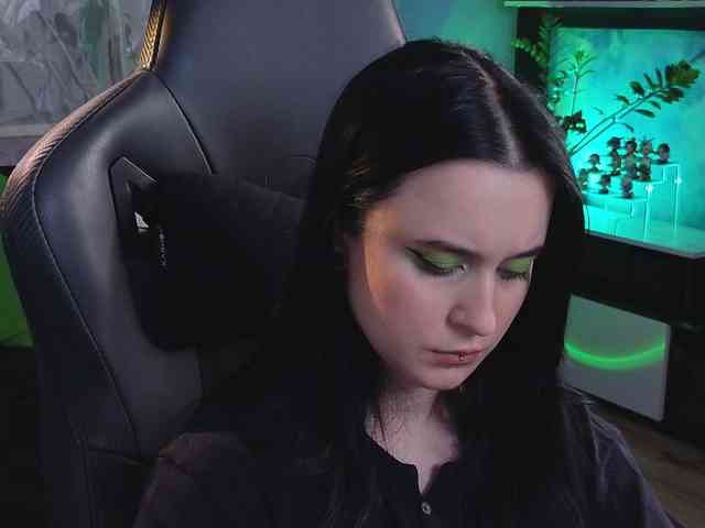Kira_Li_Lime webcam