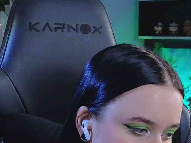 Kira_Li_Lime webcam
