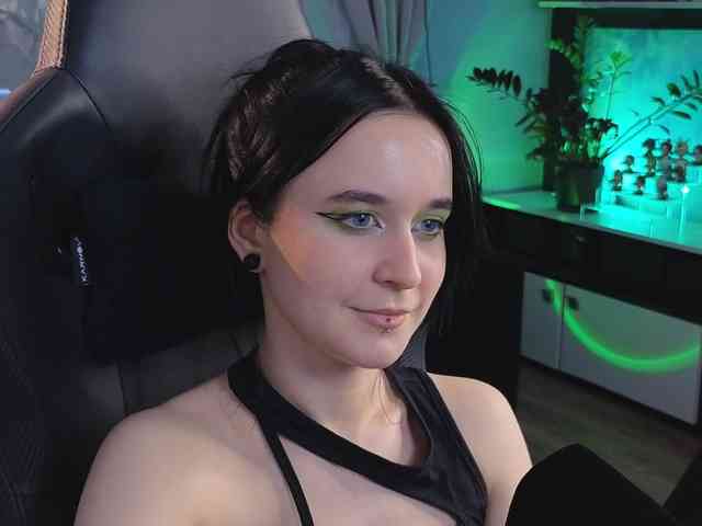 Kira_Li_Lime webcam