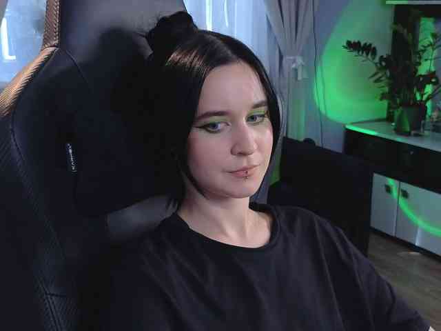 Kira_Li_Lime webcam