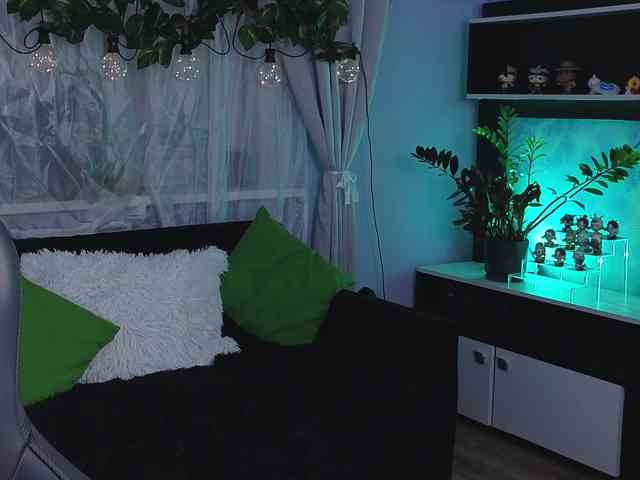 Kira_Li_Lime webcam