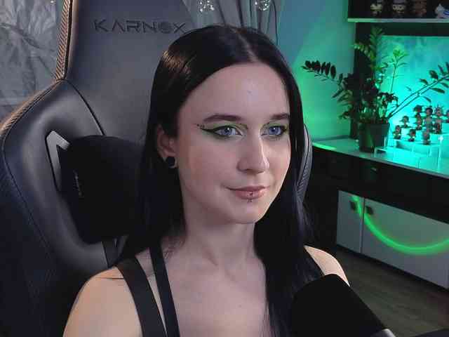 Kira_Li_Lime webcam