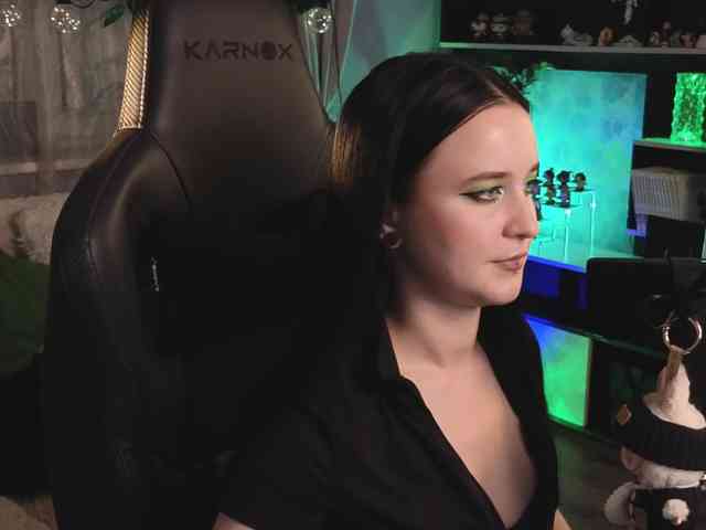 Kira_Li_Lime webcam