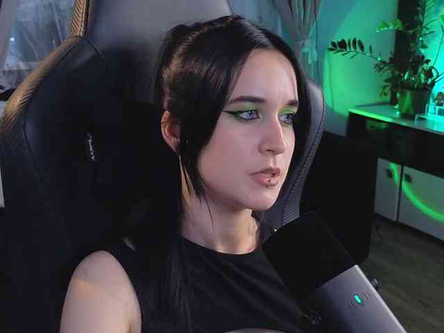 Kira_Li_Lime webcam