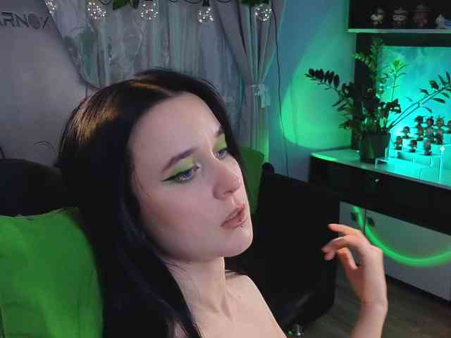 Kira_Li_Lime webcam